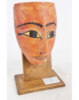 Egyptian mask on polychrome wooden base period of the Ptolemies to be confirmed