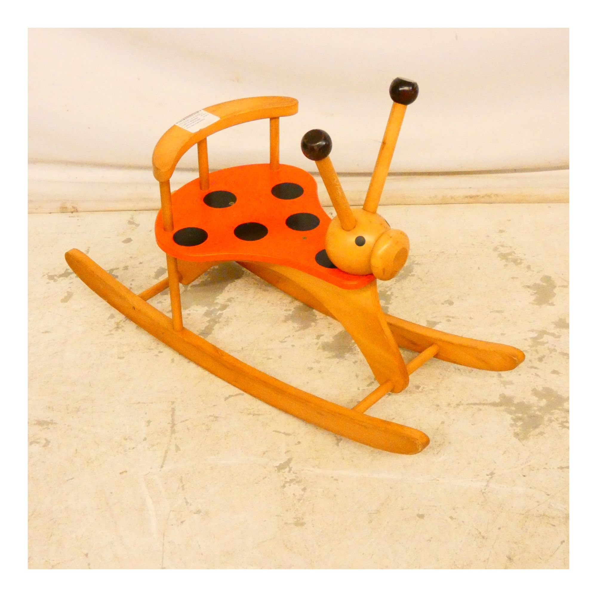 Coccinelle a Bascule en Bois pour Enfant